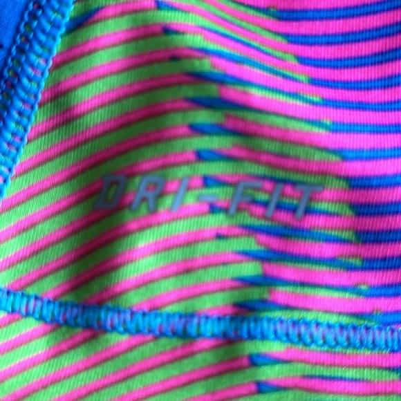 Nike pro women’s tank top​ - Picture 5 of 5